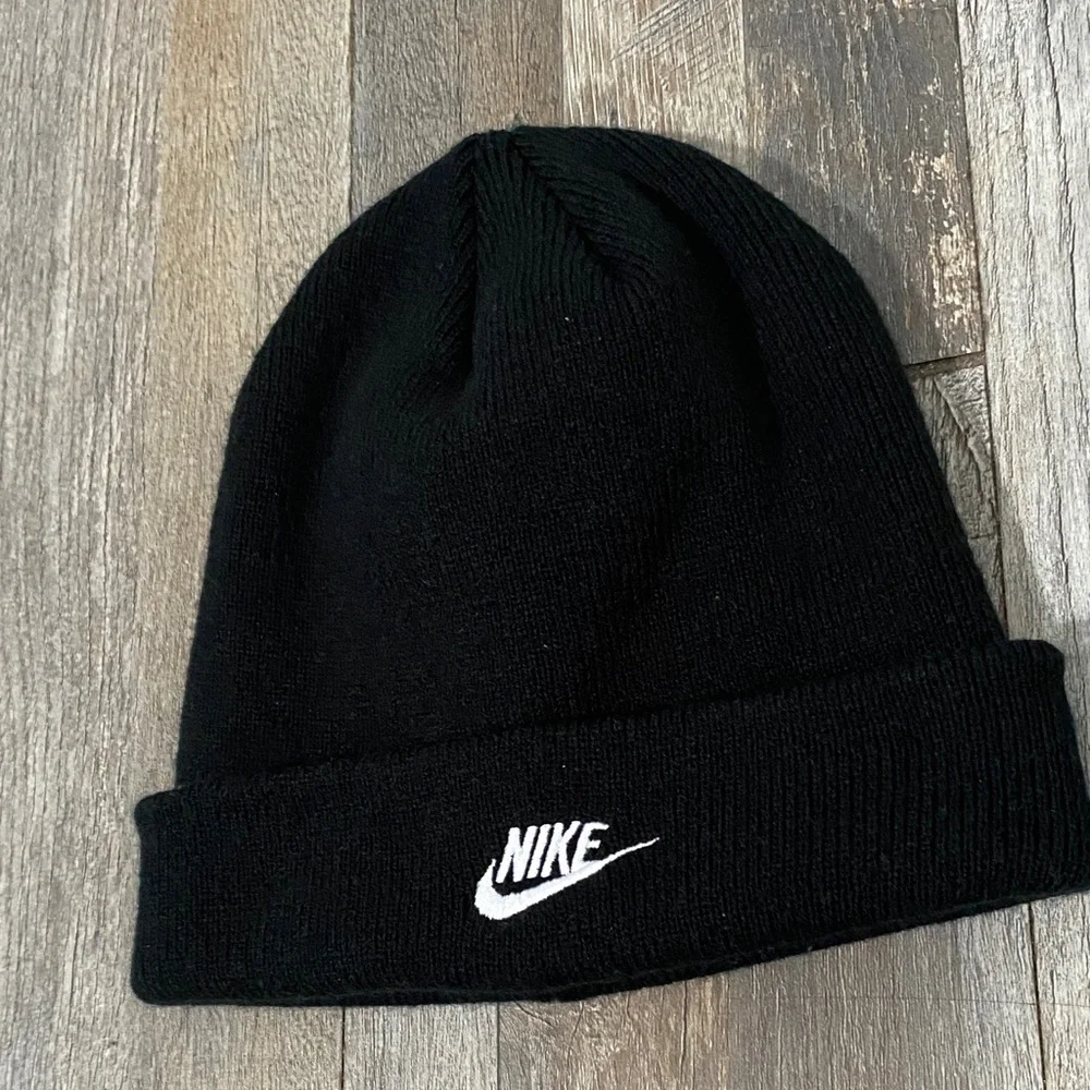 Nike Kids Black Knit Beanie